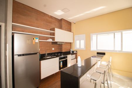 Apartamento para alugar com 31m², 1 quarto e sem vagaÁrea comum - Salão de festas