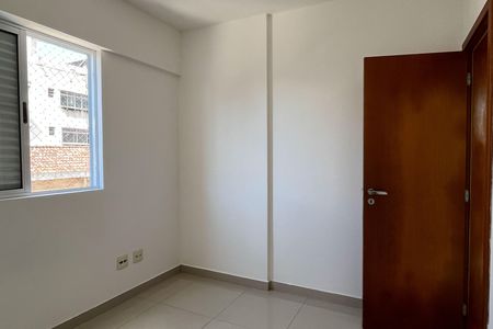 Apartamento para alugar com 61m², 2 quartos e 1 vagaQuarto 1