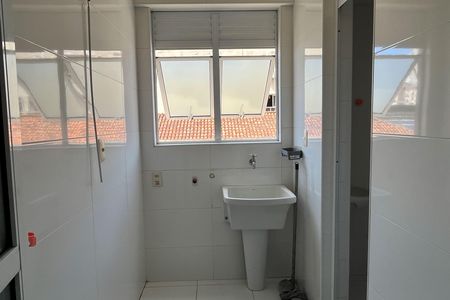 Apartamento para alugar com 61m², 2 quartos e 1 vagaCozinha e Área de Serviço