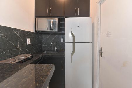 Cozinha de kitnet/studio para alugar com 1 quarto, 9m² em Brooklin, São Paulo