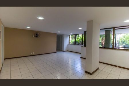 Apartamento para alugar com 115m², 3 quartos e 2 vagas