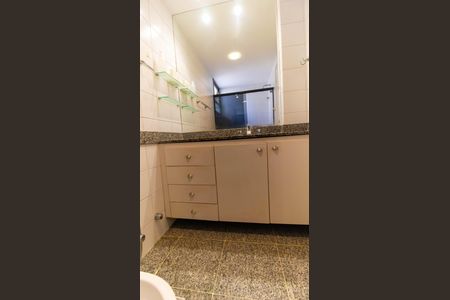 Apartamento para alugar com 115m², 3 quartos e 2 vagas