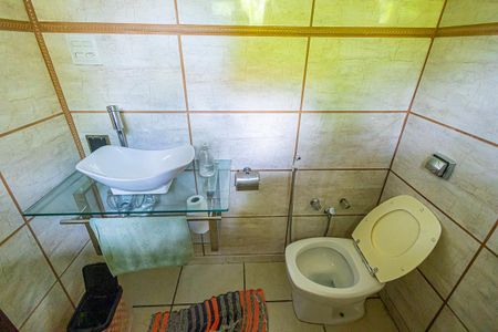 Casa à venda com 780m², 7 quartos e 3 vagas Casa à venda com 780m², 7 quartos e 3 vagassuite