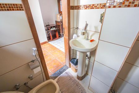 Casa à venda com 780m², 7 quartos e 3 vagas Casa à venda com 780m², 7 quartos e 3 vagaslavabo