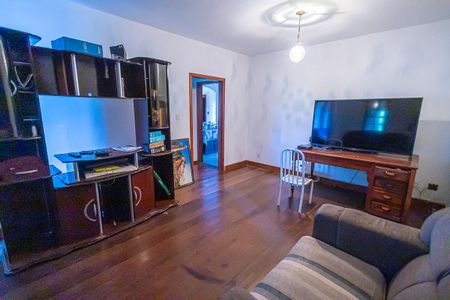 Casa à venda com 780m², 7 quartos e 3 vagas Casa à venda com 780m², 7 quartos e 3 vagassala 2