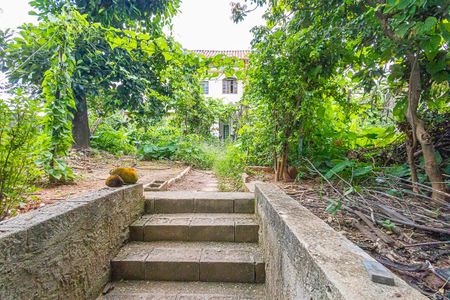 Casa à venda com 780m², 7 quartos e 3 vagas Casa à venda com 780m², 7 quartos e 3 vagasquintal