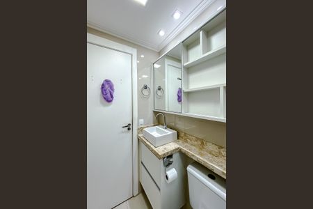 Apartamento para alugar com 42m², 2 quartos e sem vagaBanheiro