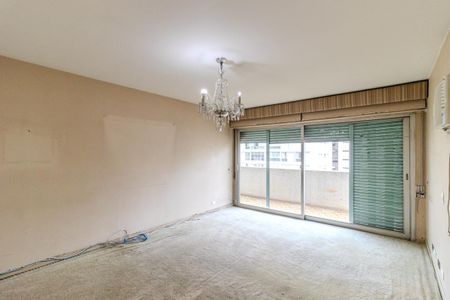 Apartamento à venda com 313m², 4 quartos e 2 vagas Apartamento à venda com 313m², 4 quartos e 2 vagasSuíte