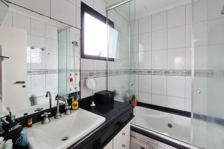 Apartamento à venda com 123m², 3 quartos e 3 vagasBanheiro da Suíte 1