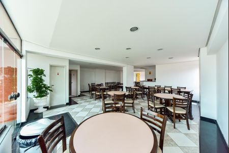 Apartamento à venda com 123m², 3 quartos e 3 vagasÁrea comum - Salão de festas