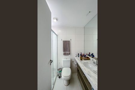 Apartamento para alugar com 110m², 3 quartos e 2 vagas Apartamento para alugar com 110m², 3 quartos e 2 vagasBanheiro da Suíte