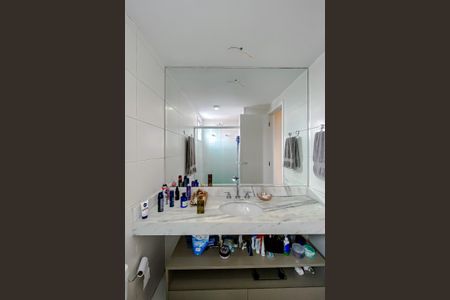 Apartamento para alugar com 110m², 3 quartos e 2 vagas Apartamento para alugar com 110m², 3 quartos e 2 vagasBanheiro da Suíte