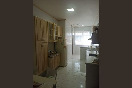 Cozinha de apartamento para alugar com 3 quartos, 90m² em Irajá, Rio de Janeiro