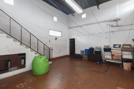 Casa à venda com 240m², 7 quartos e 3 vagas Casa à venda com 240m², 7 quartos e 3 vagasÁrea de Serviço - Casa 4