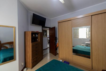 Casa para alugar com 302m², 3 quartos e 4 vagasQuarto 2