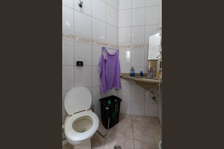 Casa para alugar com 302m², 3 quartos e 4 vagasBanheiro