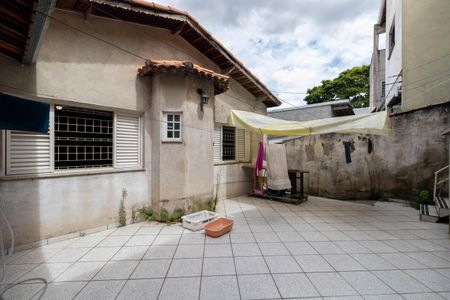 Casa para alugar com 302m², 3 quartos e 4 vagasQuintal
