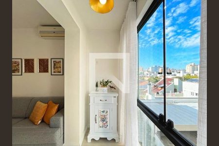 Sala de apartamento à venda com 1 quarto, 42m² em Rio Branco, Porto Alegre