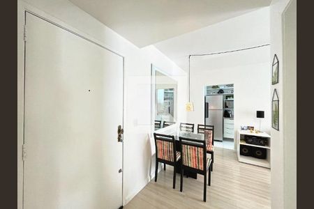 Sala de apartamento à venda com 1 quarto, 42m² em Rio Branco, Porto Alegre