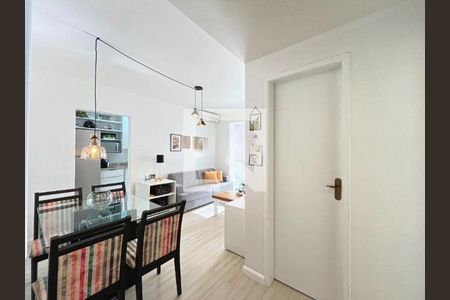 Sala de apartamento à venda com 1 quarto, 42m² em Rio Branco, Porto Alegre