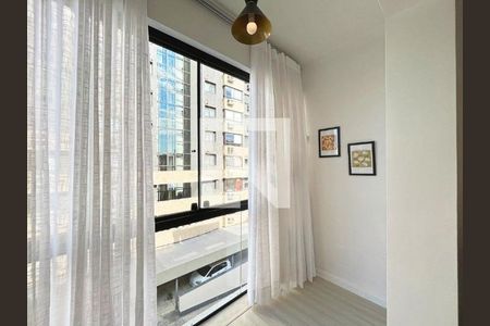 Apartamento à venda com 42m², 1 quarto e 1 vagaSala