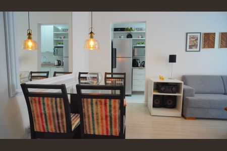 Sala  de apartamento à venda com 1 quarto, 42m² em Rio Branco, Porto Alegre
