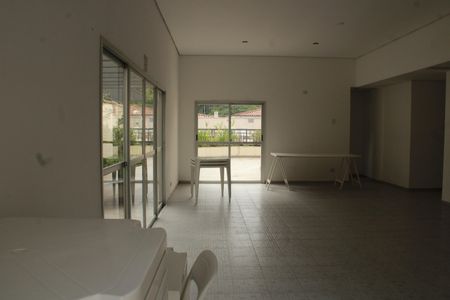 Apartamento para alugar com 49m², 2 quartos e 1 vagaÁrea comum - Salão de festas