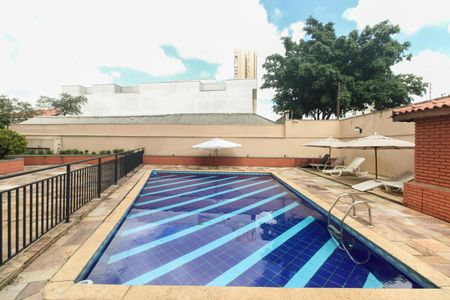 Apartamento à venda com 73m², 3 quartos e sem vagaÁrea Comum - Piscina 