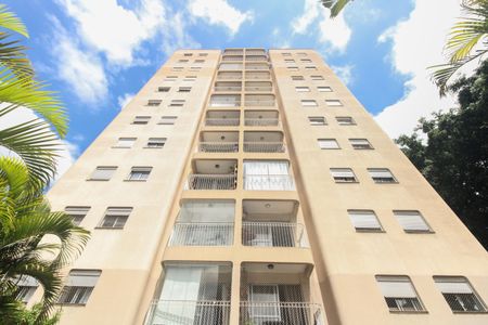 Apartamento à venda com 73m², 3 quartos e sem vagaFachada 