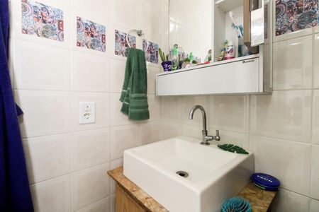 Apartamento à venda com 73m², 3 quartos e sem vagaBanheiro 2