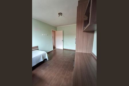 Casa à venda com 4 quartos, 195m² em Vila Constança, São Paulo