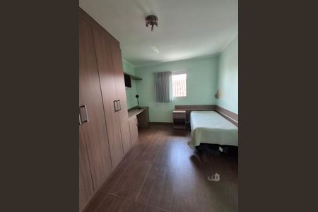 Casa à venda com 4 quartos, 195m² em Vila Constança, São Paulo