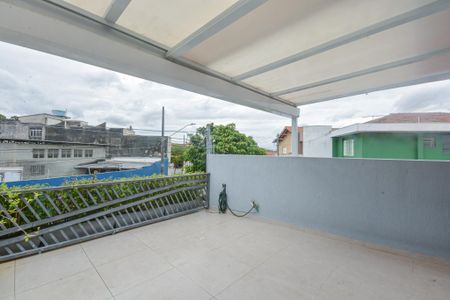 Casa à venda com 168m², 3 quartos e 2 vagas