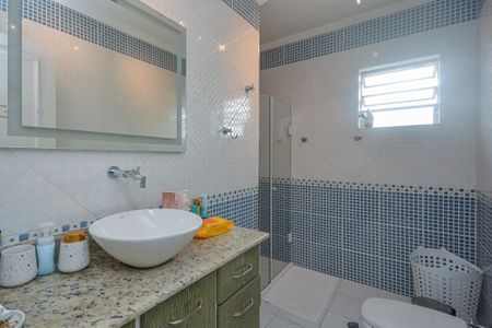 Casa à venda com 168m², 3 quartos e 2 vagas