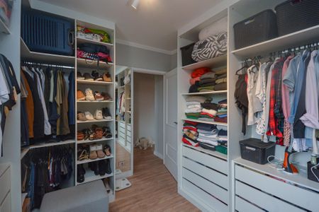 Casa à venda com 168m², 3 quartos e 2 vagas