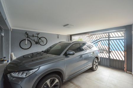 Casa à venda com 168m², 3 quartos e 2 vagas