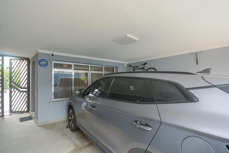 Casa à venda com 168m², 3 quartos e 2 vagas