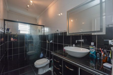 Casa à venda com 168m², 3 quartos e 2 vagas