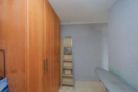 Casa à venda com 168m², 3 quartos e 2 vagas