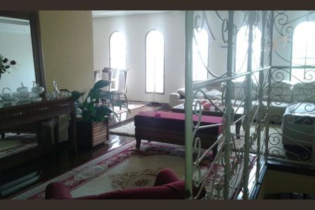 Casa à venda com 6 quartos, 106m² em Vila Guilherme, São Paulo