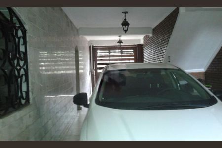 Casa à venda com 106m², 6 quartos e 3 vagas