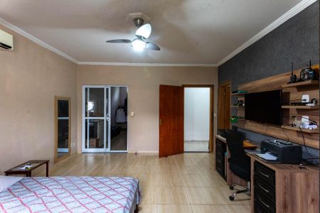 Casa para alugar com 200m², 3 quartos e 20 vagasSuíte