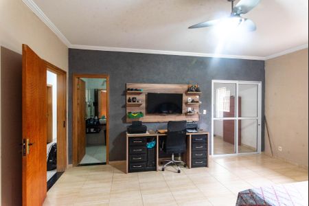 Casa para alugar com 200m², 3 quartos e 20 vagasSuíte