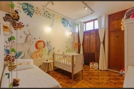 Casa para alugar com 322m², 5 quartos e 4 vagasQuarto