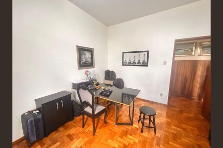 Casa para alugar com 322m², 5 quartos e 4 vagasSala