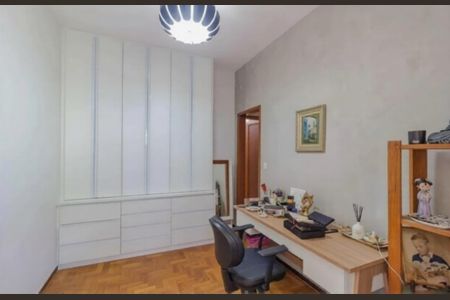 Casa para alugar com 322m², 5 quartos e 4 vagasQuarto