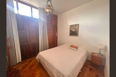 Casa para alugar com 322m², 5 quartos e 4 vagasQuarto