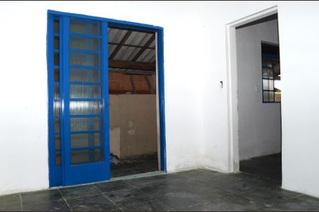 Sala de casa para alugar com 2 quartos, 70m² em Providência, Belo Horizonte