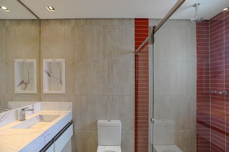 Apartamento para alugar com 242m², 3 quartos e 3 vagasBanheiro - Quarto 1 - Suíte