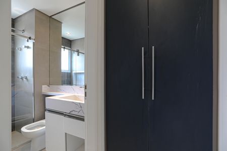 Apartamento para alugar com 242m², 3 quartos e 3 vagasBanheiro - Quarto 2 - Suíte